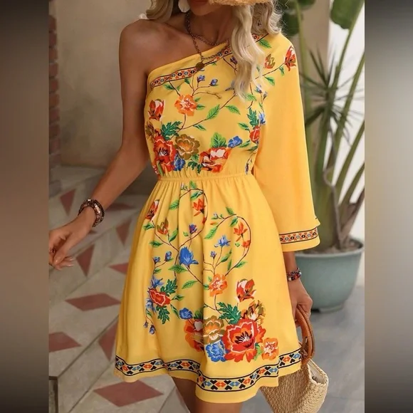 Boho floral print one shoulder dress - Picture 2 of 9